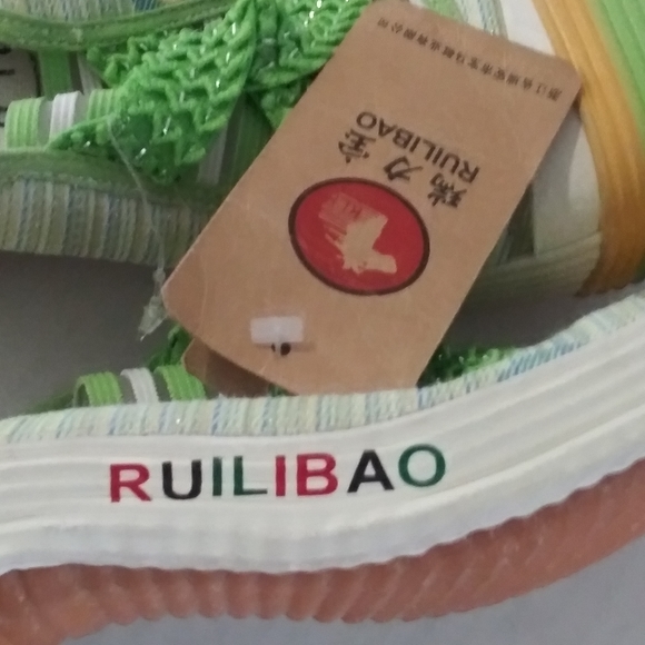 Ruilibao Multicolor Slipon Shoes - Picture 6 of 7